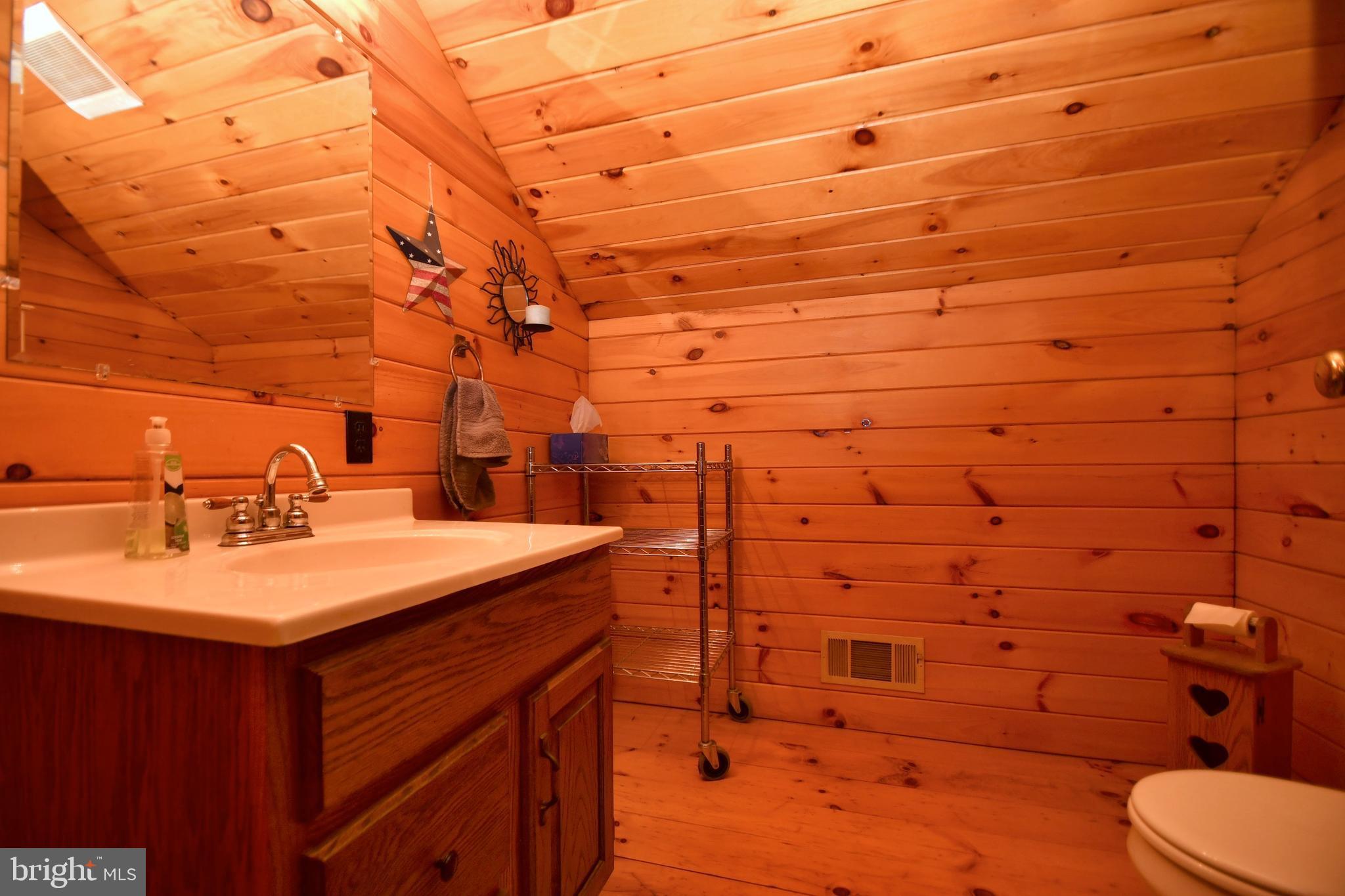 175 Newcomer Road Windsor, PA 17366 - Photo 29 of 30 Master Bath (half bath)