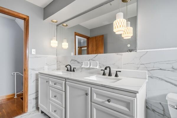 5320 Hazelwood Road Columbus, OH 43229 - Photo 30 of 46 026_Std8
