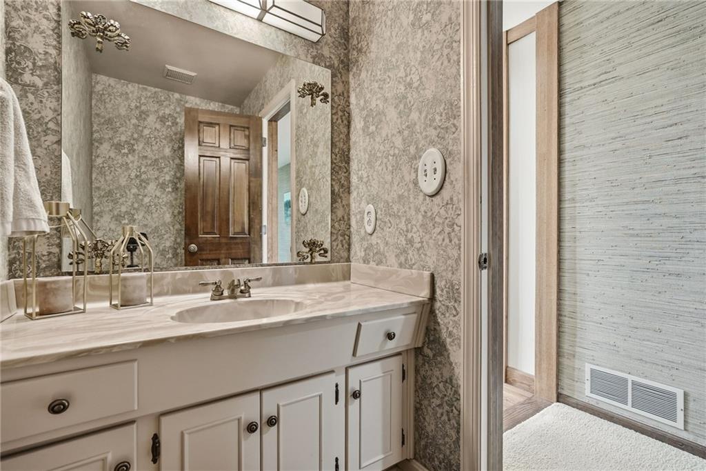 1612 Tiffany Ridge Drive Pittsburgh, PA 15241 - Photo 23 of 39