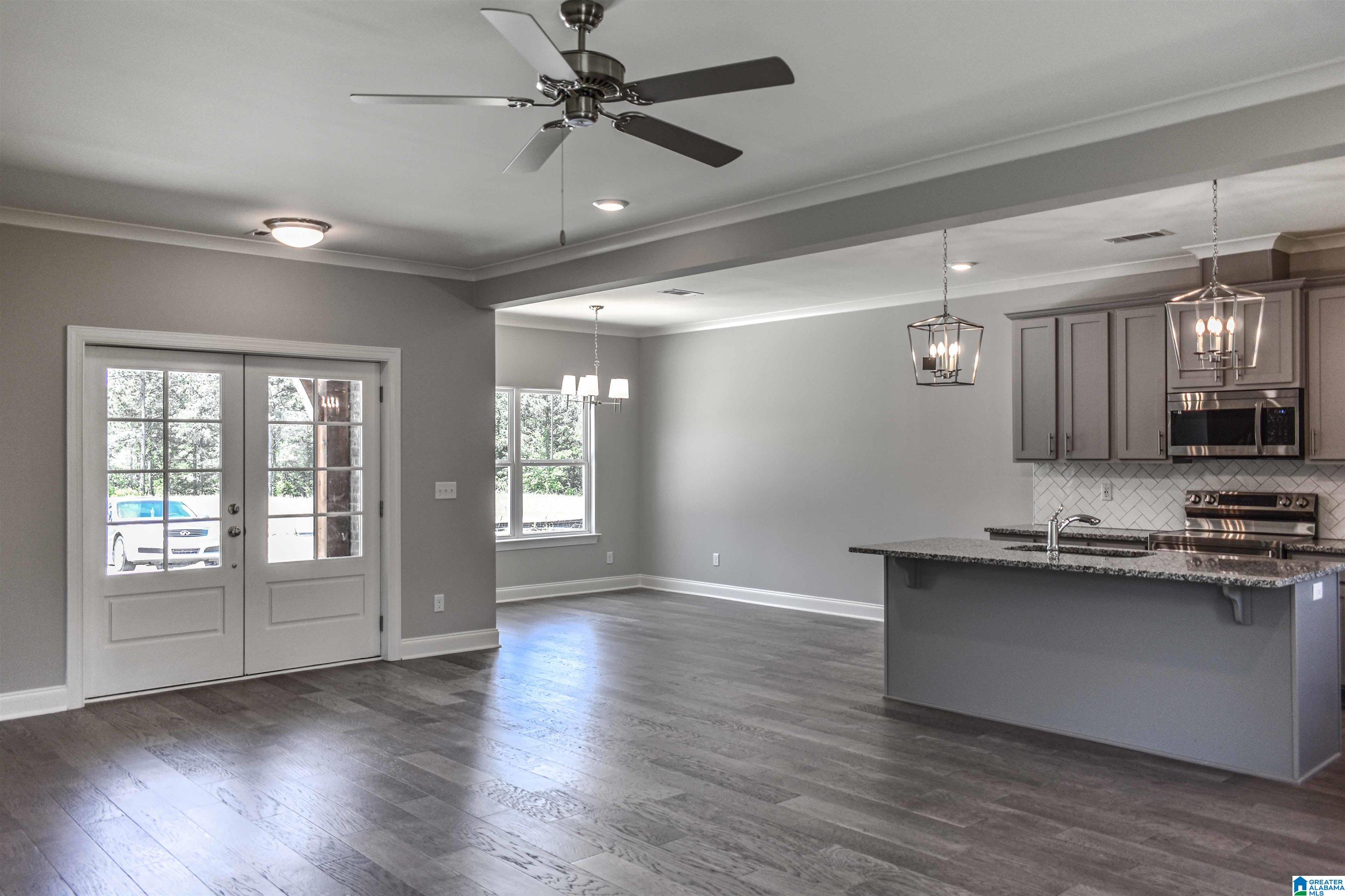 39 Pacific Street Pell City, AL 35128 - Photo 4 of 36