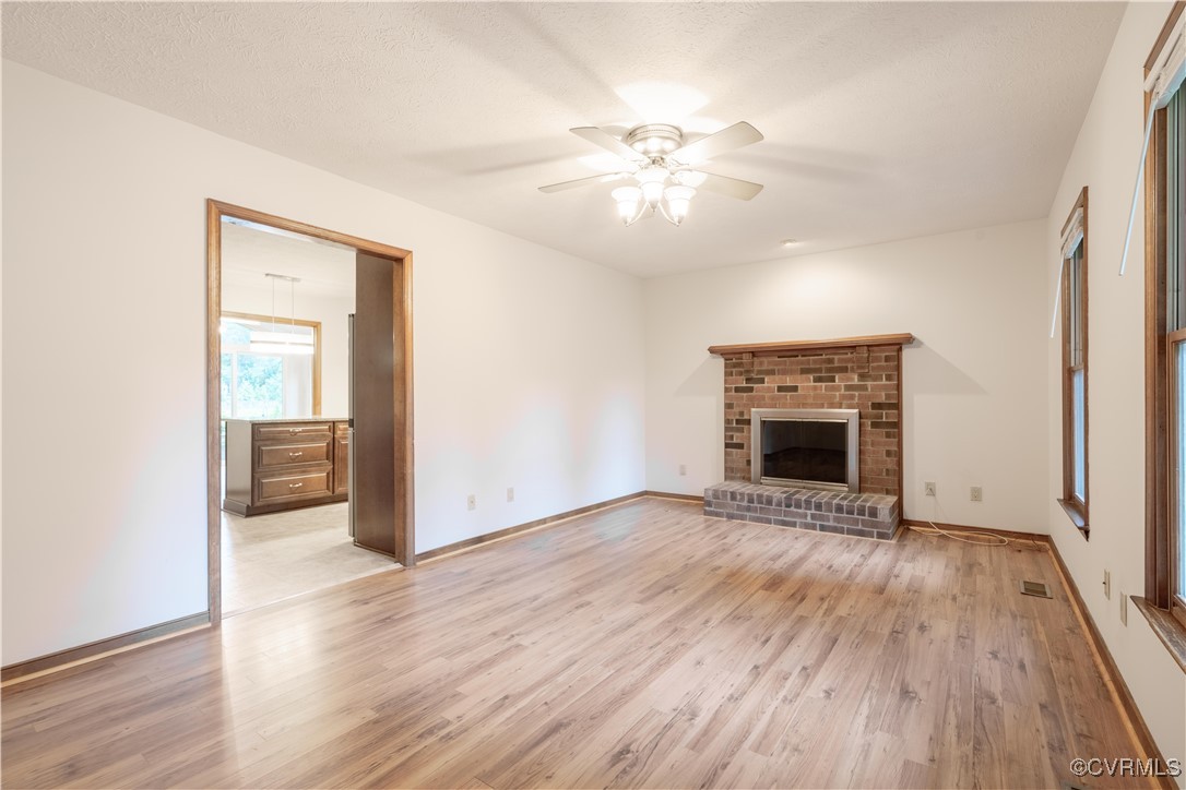 13100 Spring Trace Place Midlothian, VA 23112 - Photo 4 of 35