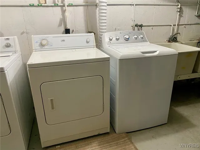 $163,900 | 105 Old Lyme Drive, Unit 3, Amherst, NY 14221