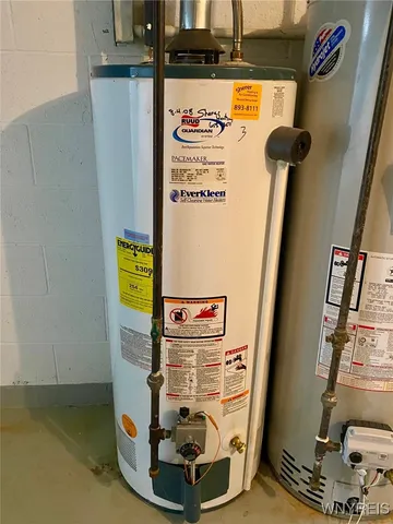 $159,900 | 105 Old Lyme Drive, Unit 3, Amherst, NY 14221