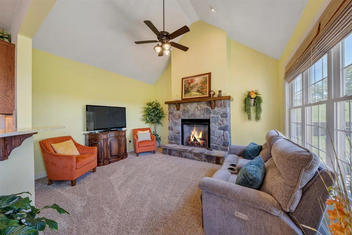 633 Thornblade Way Blue Ridge, VA 24064 - Photo 33 of 70 06-Rapid Imagery-34