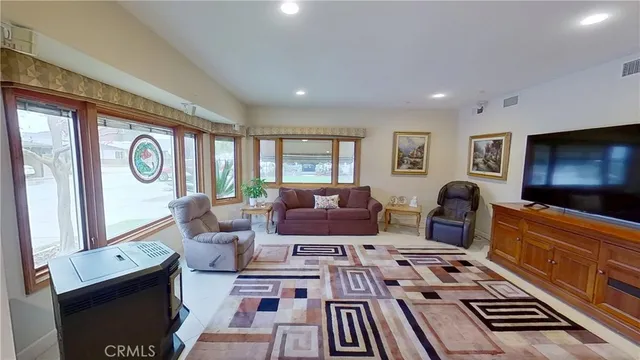 $825,000 | 1921 St John Road, Seal Beach, CA 90740