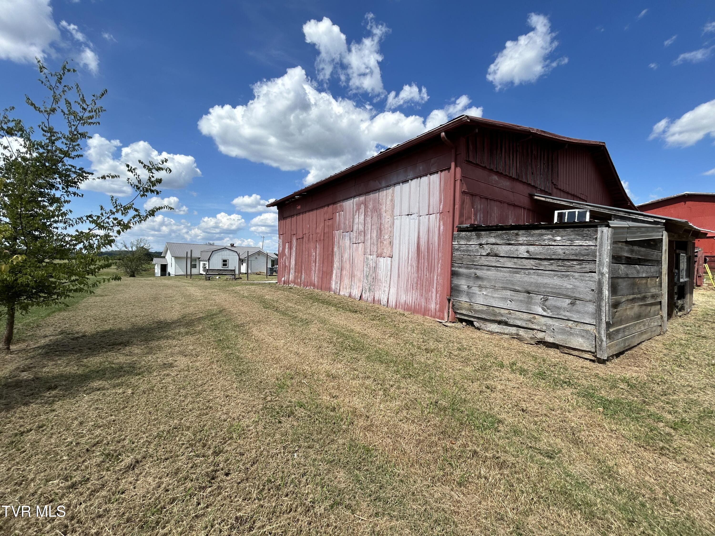 479 Pigeon Creek Road Greeneville, TN 37743 - Photo 25 of 32 IMG_3637