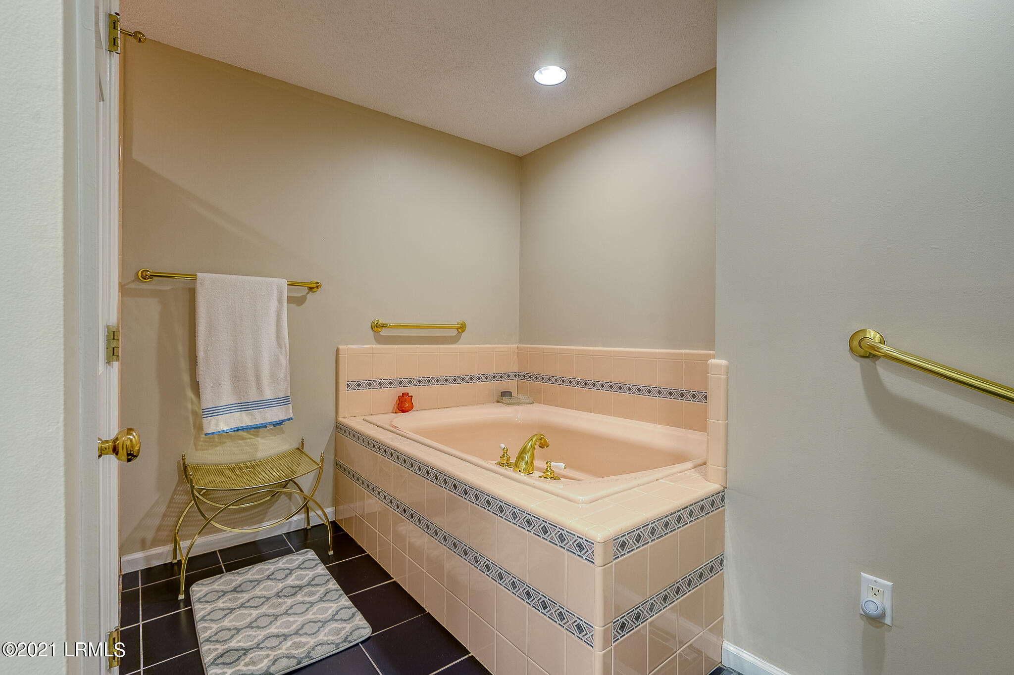 16 Cove Road Beaufort, SC 29907 - Photo 19 of 50 40