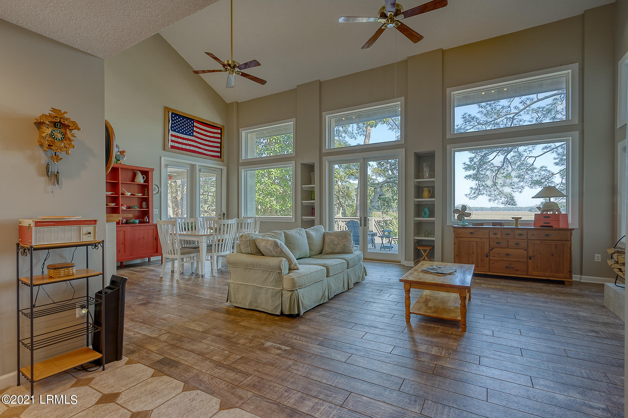 16 Cove Road Beaufort, SC 29907 - Photo 4 of 50 24