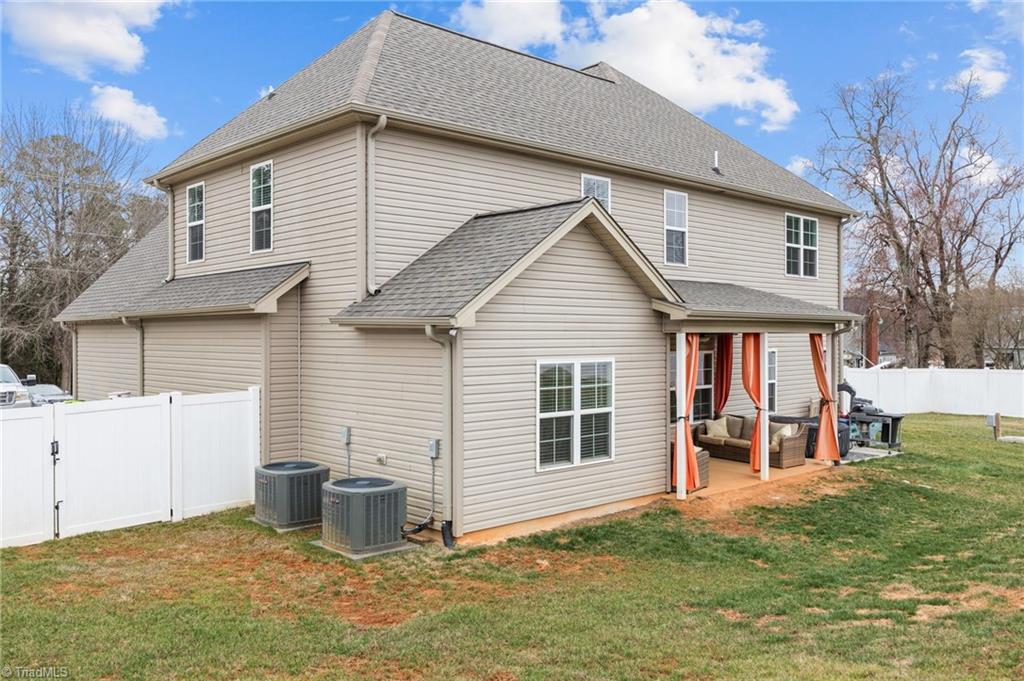 3785 Friendship Ledford Road Winston-Salem, NC 27107 - Photo 36 of 47