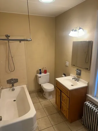 $2,500 | 226 Winthrop Street, Unit 2, Taunton, MA 02780