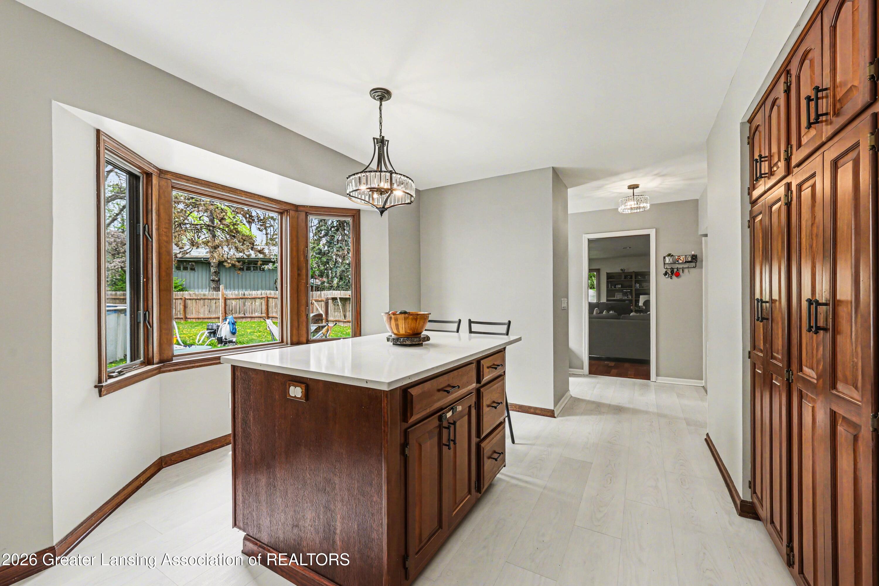 2096 Tomahawk Road Okemos, MI 48864 - Photo 16 of 44 012_file_3786