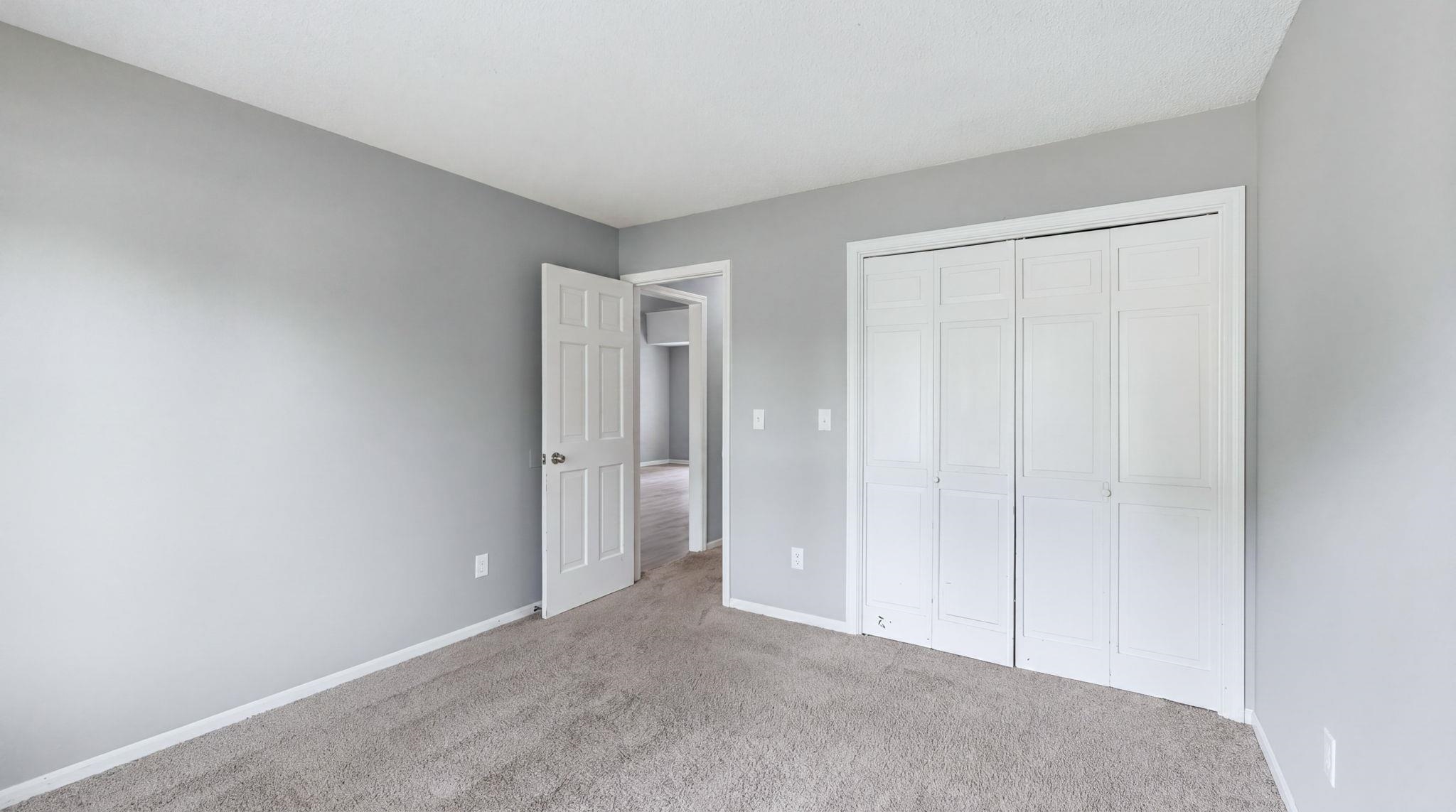 5920 Tomahawk Trail Fort Wayne, IN 46804 - Photo 15 of 32