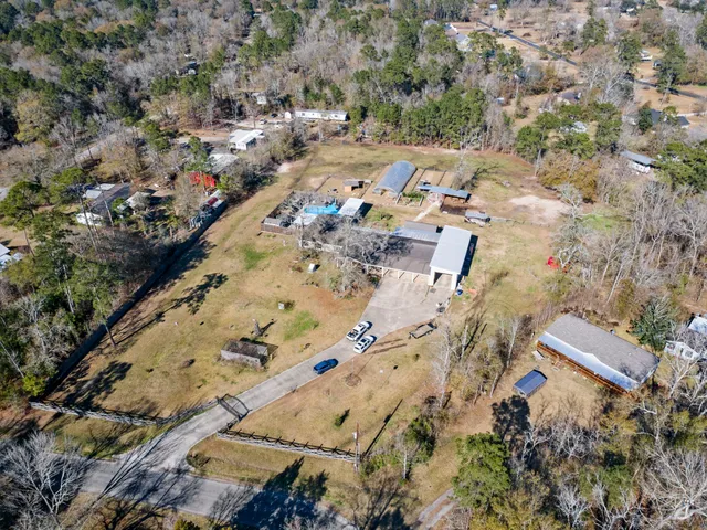 $325,000 | 5912 Mesquite Drive, Orange, TX 77632