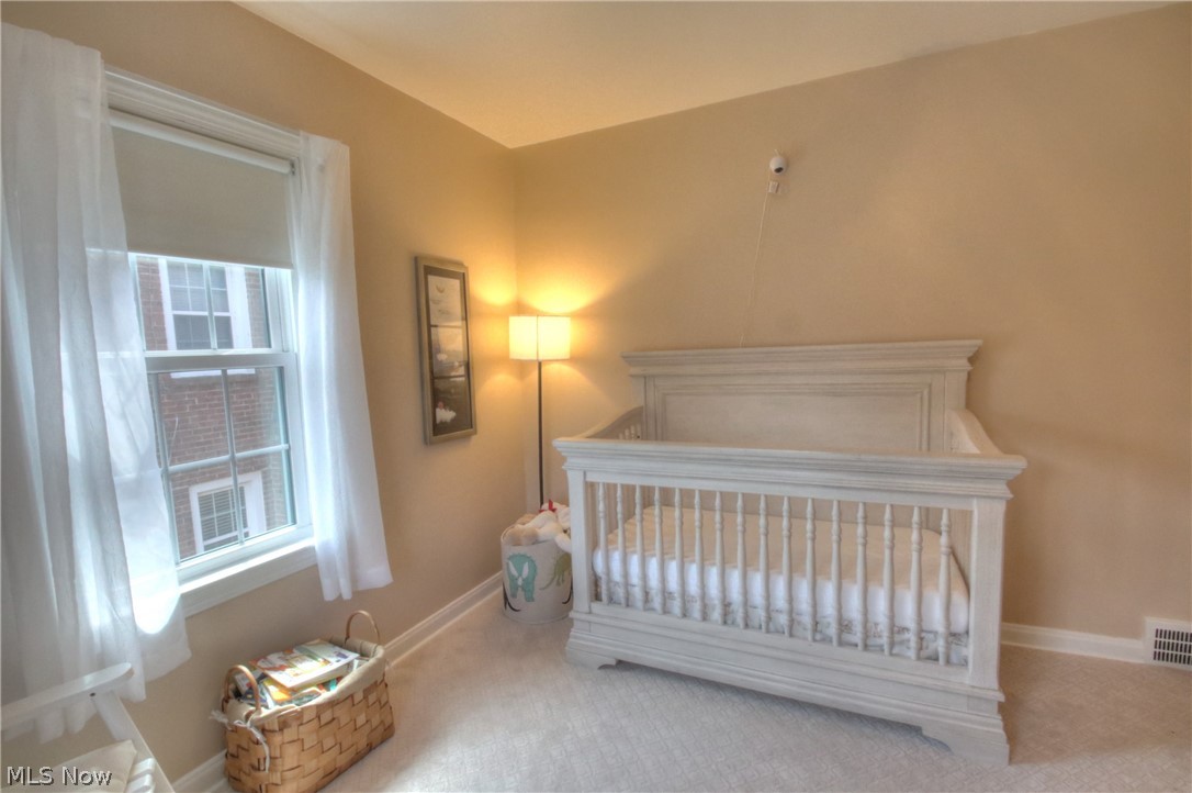 2547 Saybrook Road Cleveland, OH 44118 - Photo 17 of 27 Gallery Image 17