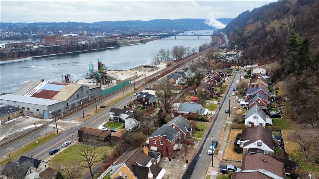 414 Marion Street Creighton, PA 15030 - Photo 23 of 23 a picture of city view with lake view