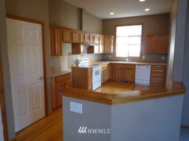 1325 237th Place Southwest Bothell, WA 98021 - Photo 3 of 12