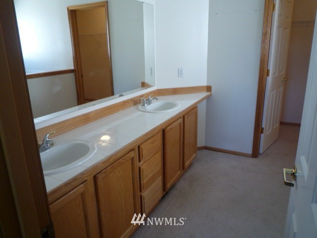 1325 237th Place Southwest Bothell, WA 98021 - Photo 10 of 12