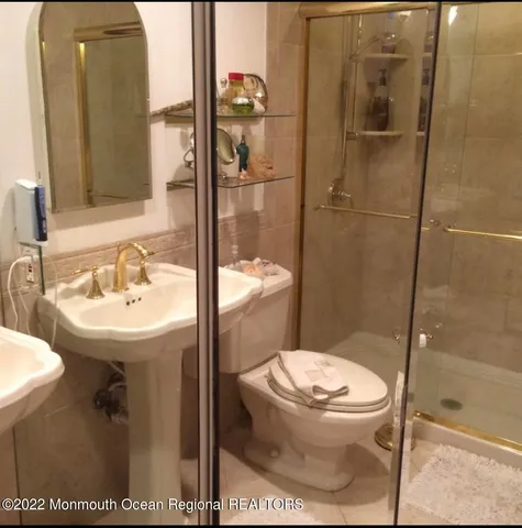 $3,250 | 209 Perrine Avenue, Long Branch, NJ 07740