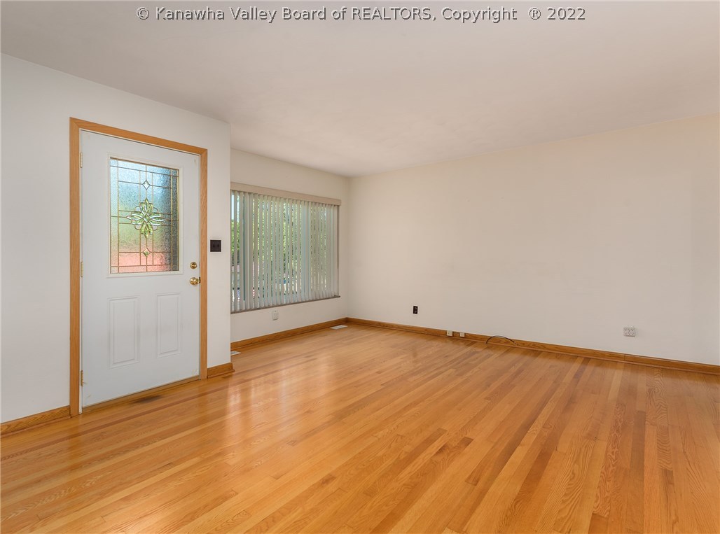 1822 Co Rte 622/4 Charleston, WV 25320 - Photo 8 of 14 Gallery Image 8