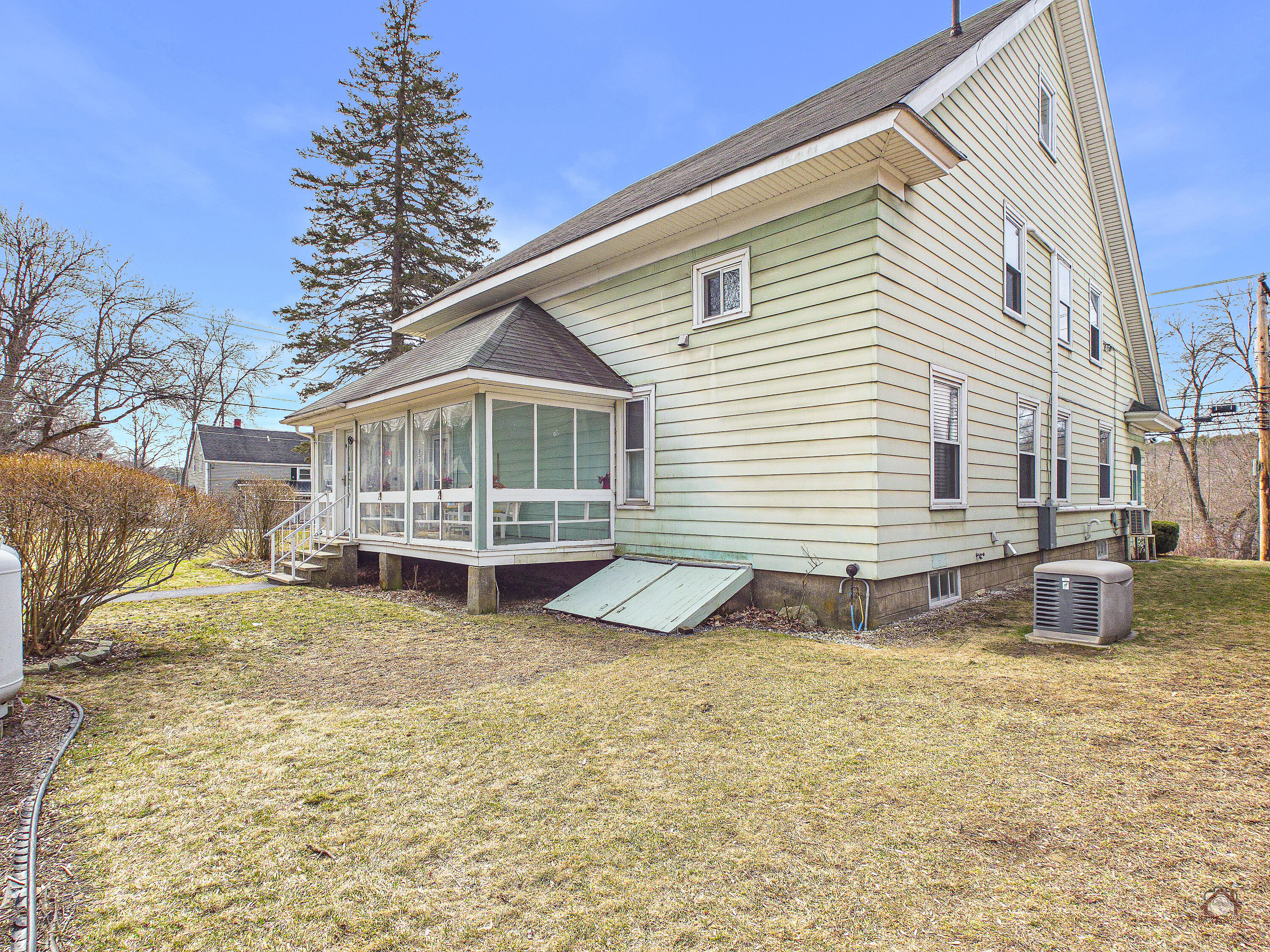 296 Water Street Randolph, ME 04346 - Photo 8 of 40 110420gr-144