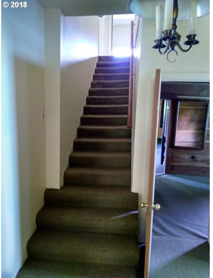 230 Elm Avenue Reedsport, OR 97467 - Photo 17 of 22