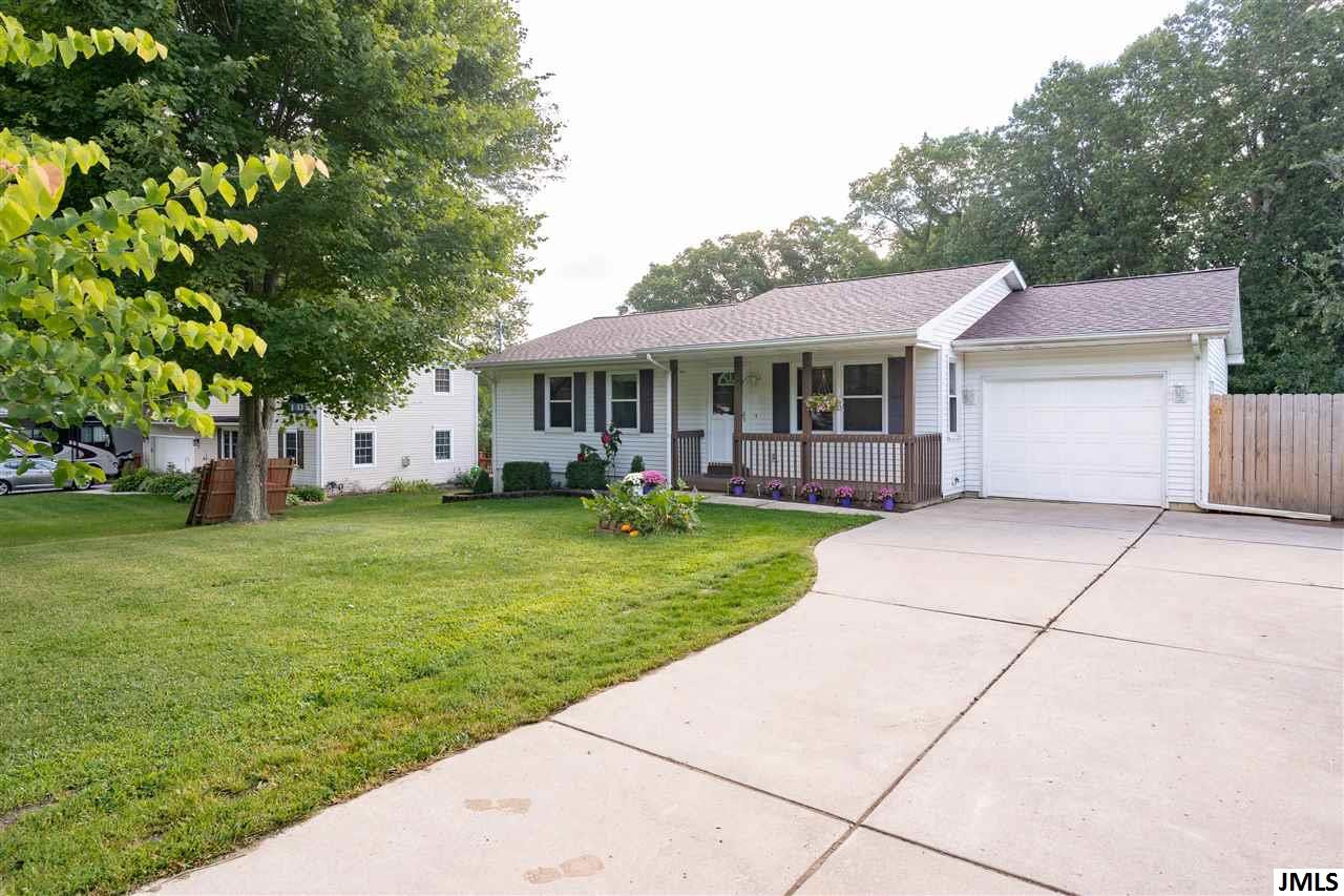 5041 Rimers Drive Jackson, MI 49201 - Photo 3 of 29 Photo 3