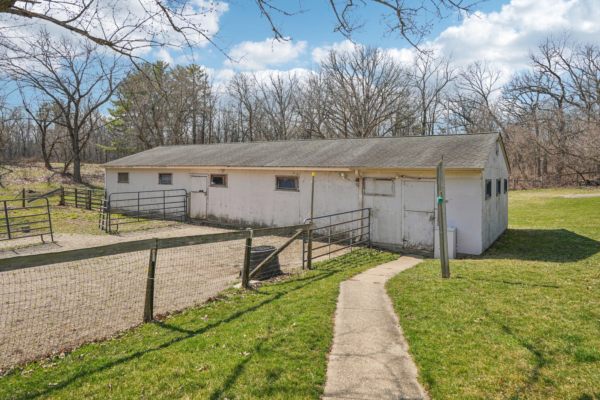 S102-w33389 County Road East Mukwonago, WI 53149 - Photo 13 of 49 Front of Horse Stalls