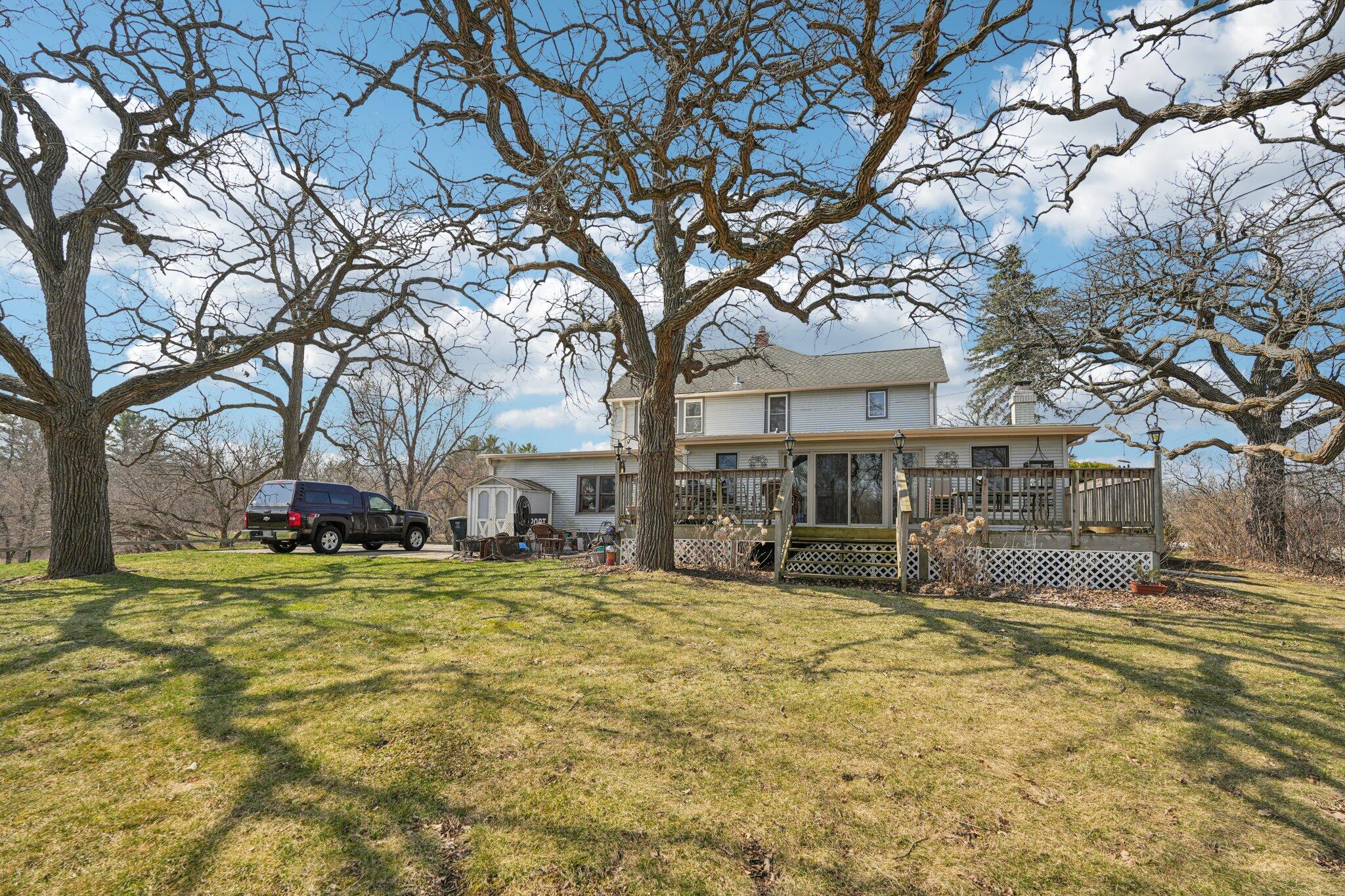 S102-w33389 County Road East Mukwonago, WI 53149 - Photo 16 of 49 42