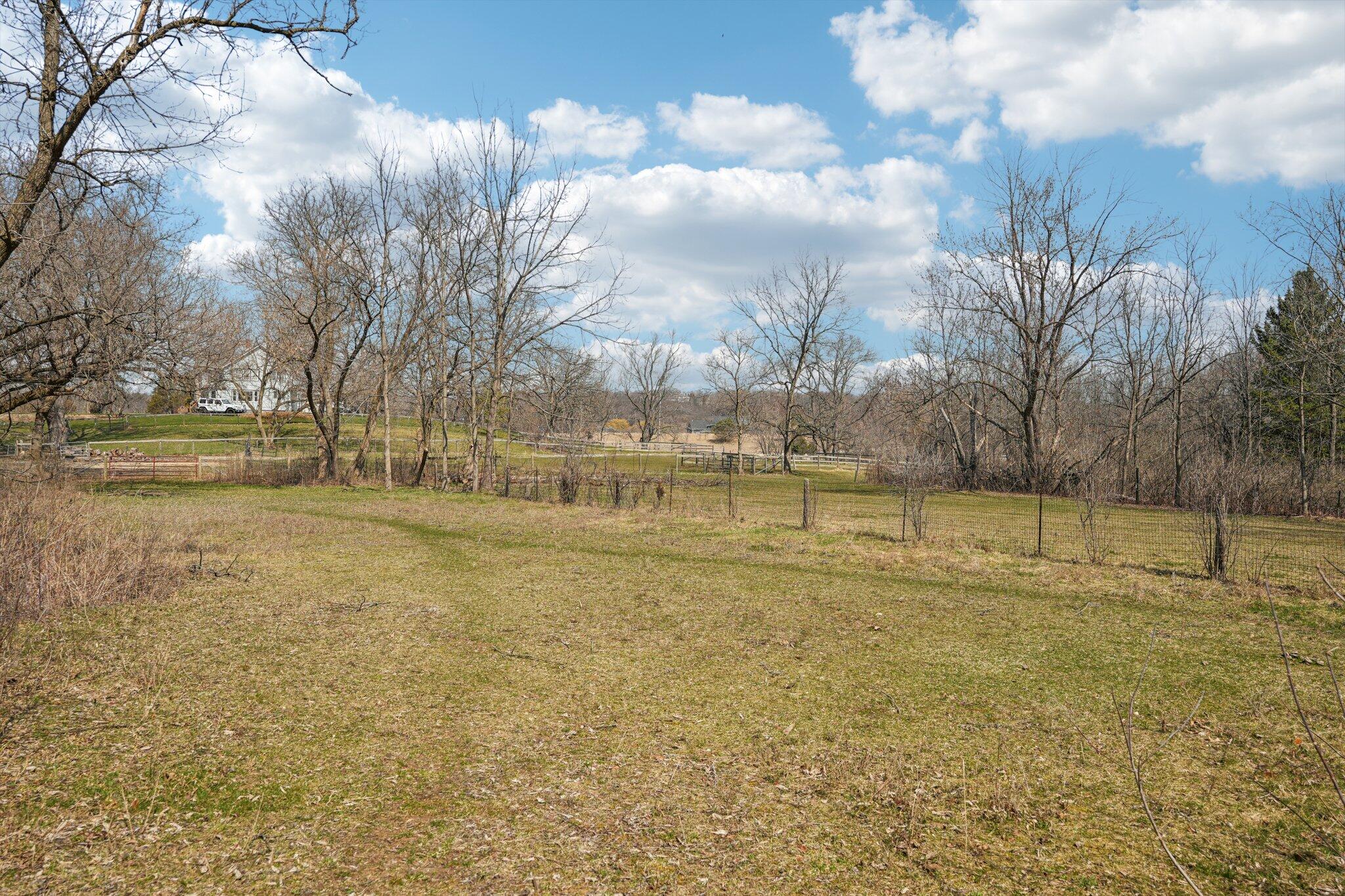 S102-w33389 County Road East Mukwonago, WI 53149 - Photo 19 of 49 45