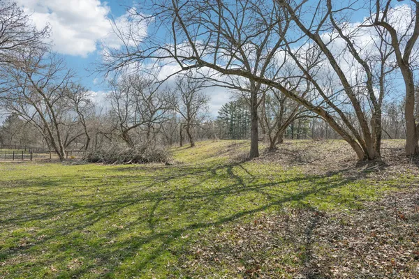 $750,000 | S102-w33389 County Road East, Mukwonago, WI 53149