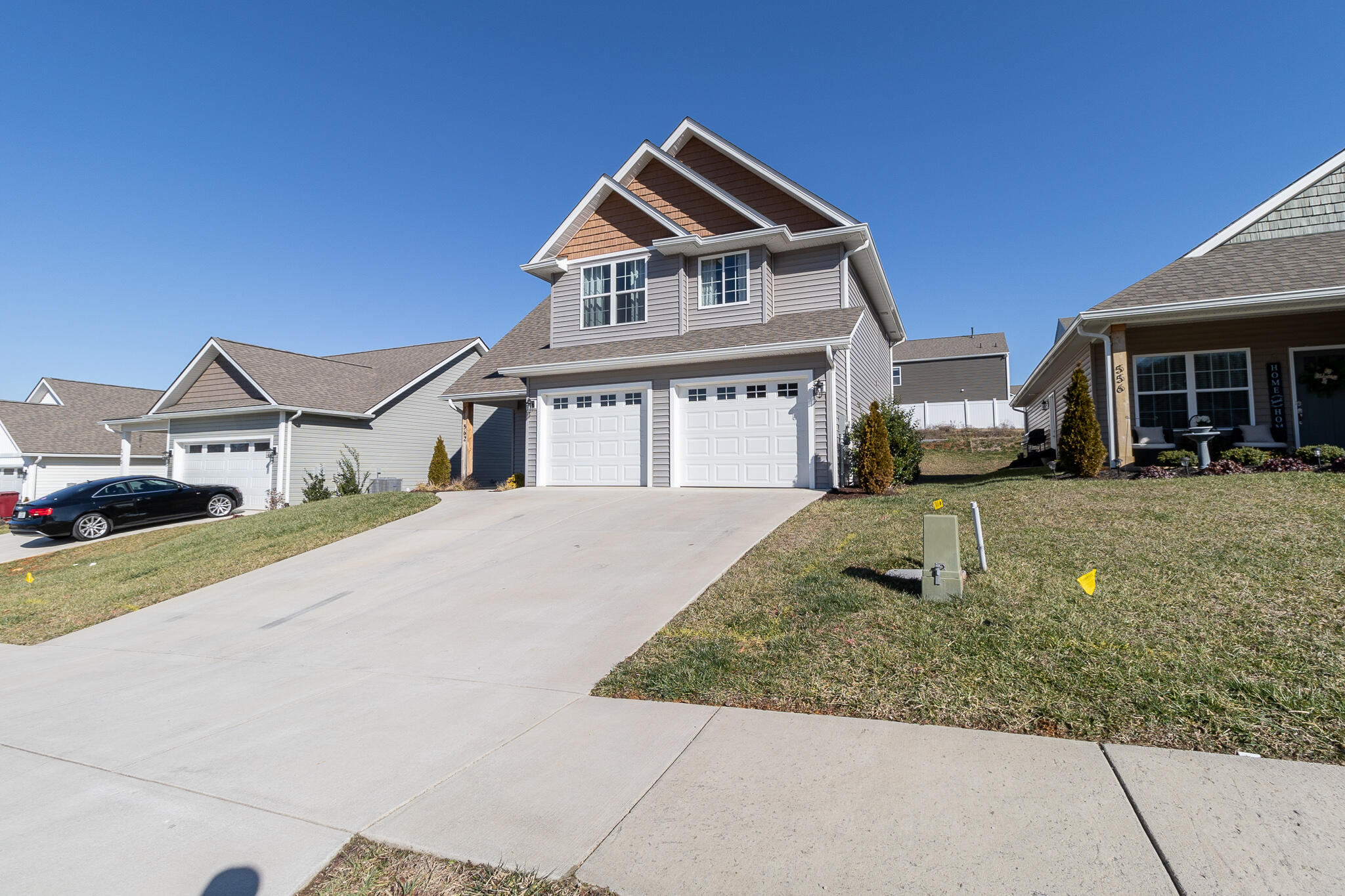 562 Suffolk Road Johnson City, TN 37615 - Photo 2 of 31 JG5A1683