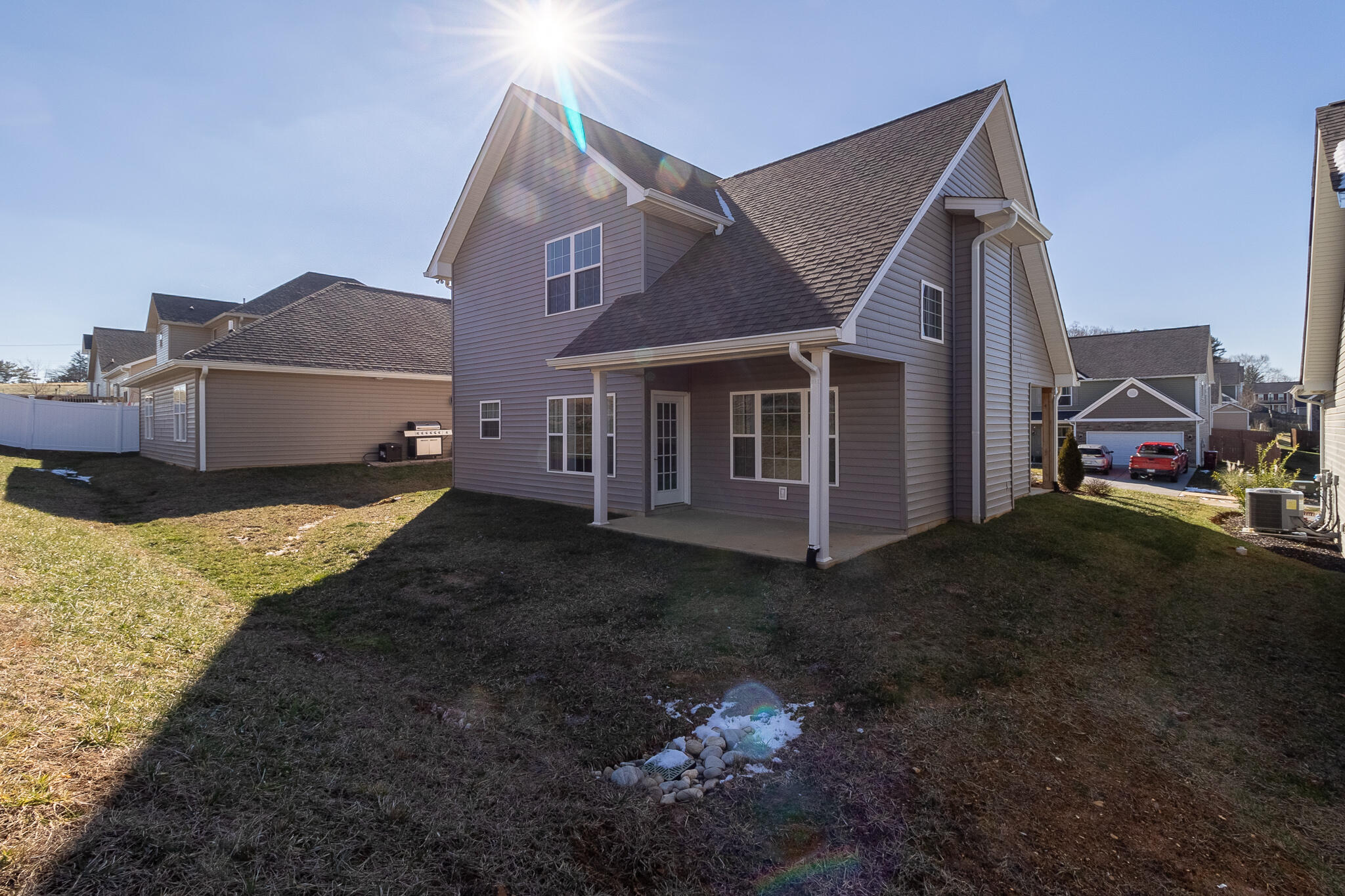 562 Suffolk Road Johnson City, TN 37615 - Photo 31 of 31 JG5A1687-HDR