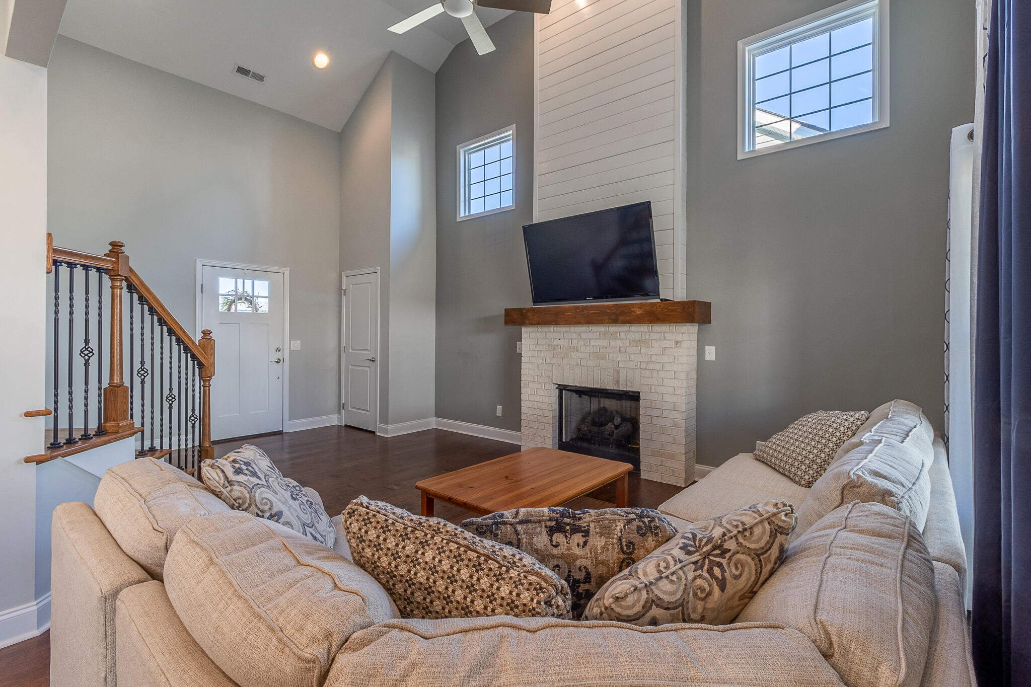 562 Suffolk Road Johnson City, TN 37615 - Photo 8 of 31 JG5A1638-HDR