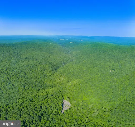 $595,000 | 614 Graystones Jeras Road, Jim Thorpe, PA 18229