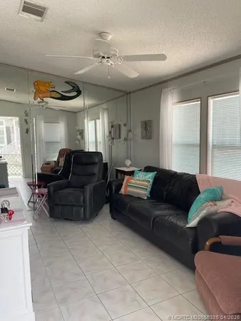 $295,000 | 927 Nettles Boulevard, Jensen Beach, FL 34957