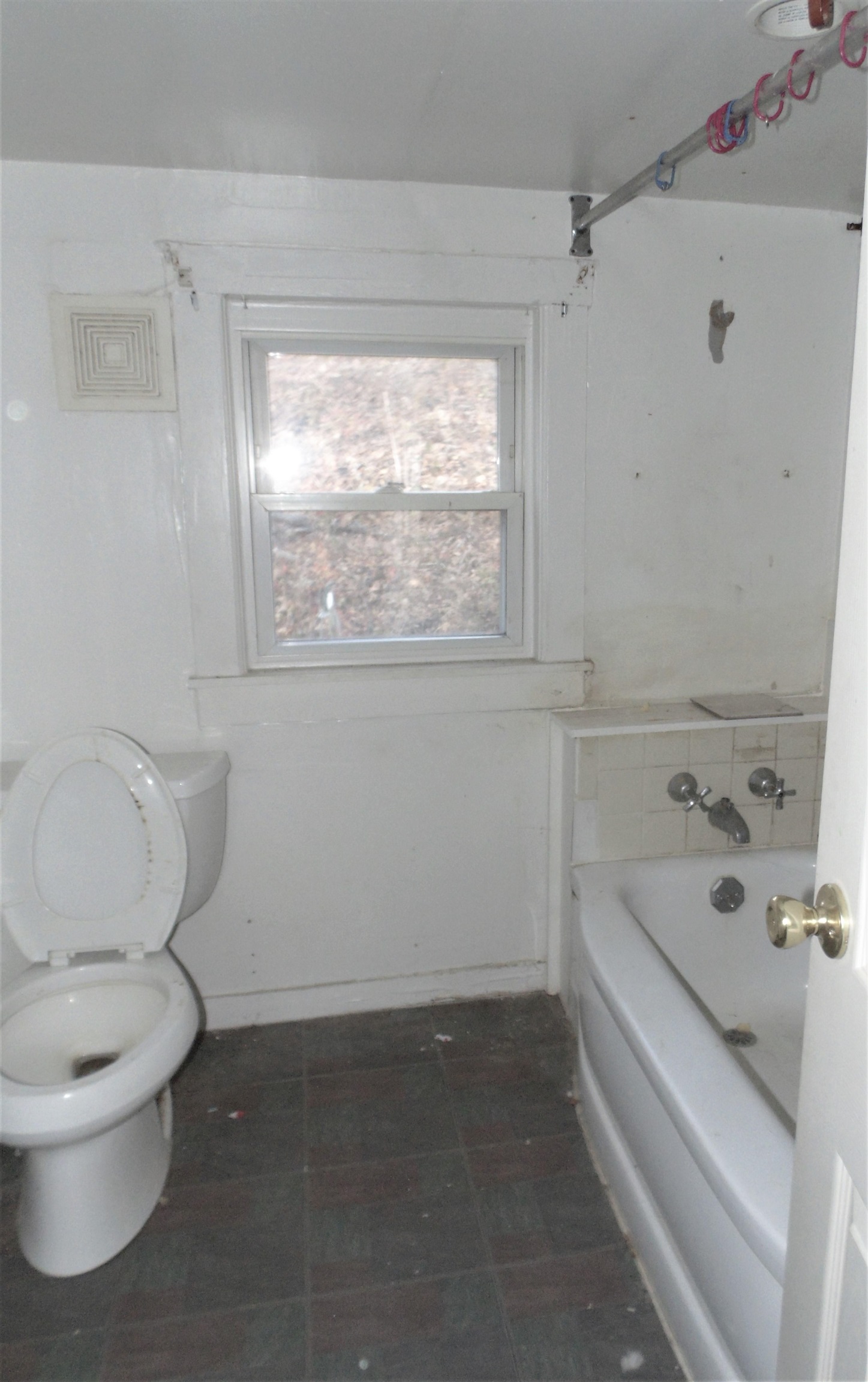 27 Spring Street Hinsdale, NH 03451 - Photo 11 of 23