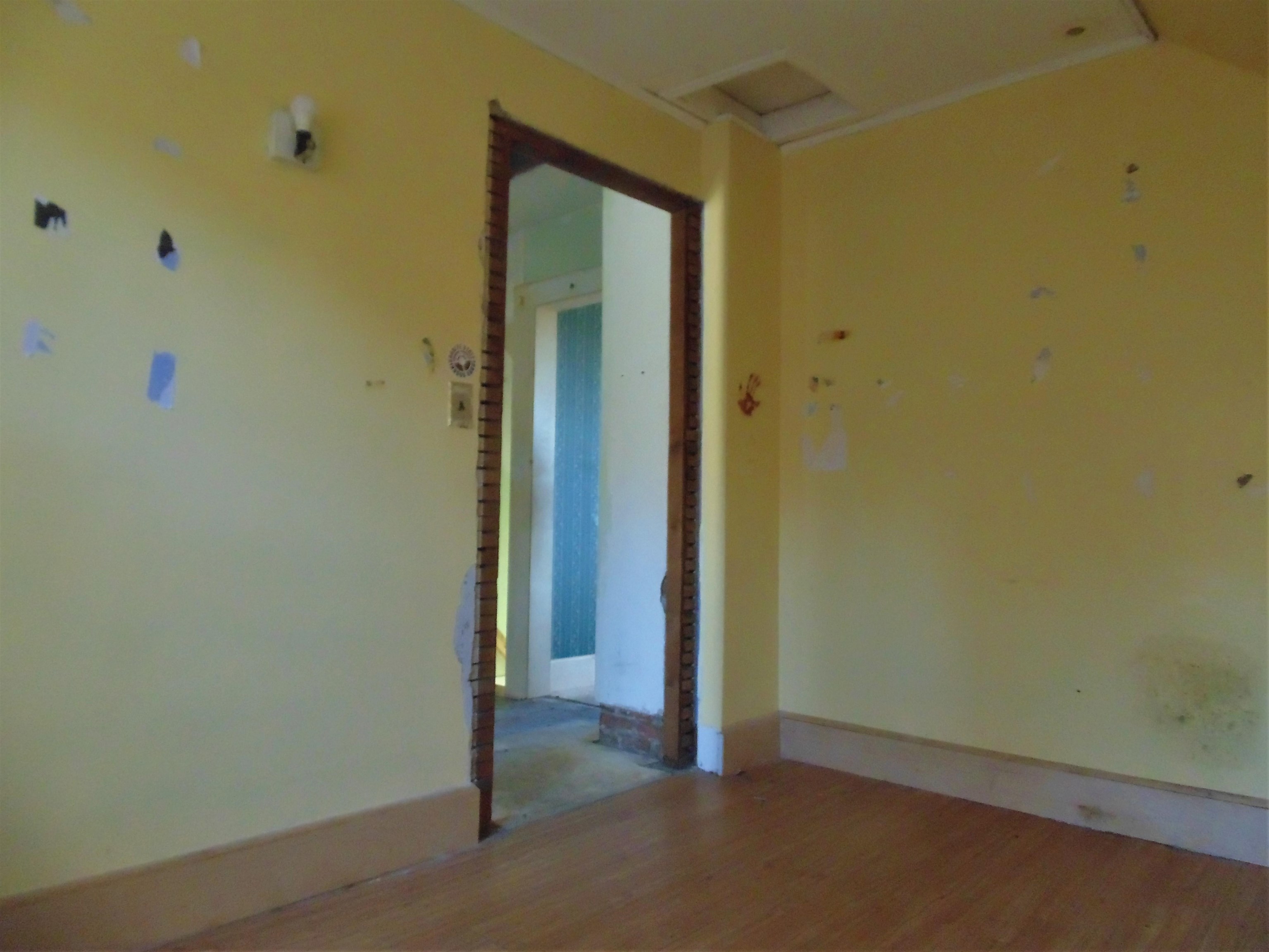 27 Spring Street Hinsdale, NH 03451 - Photo 9 of 23