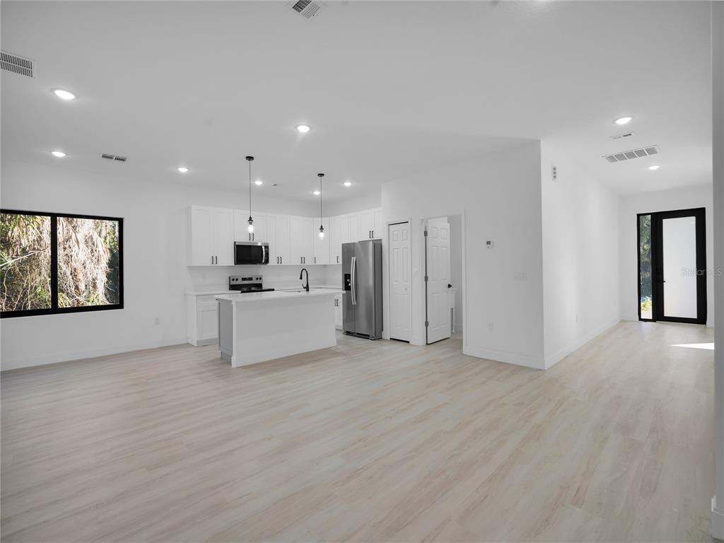 4353 Abcor Road North Port, FL 34286 - Photo 15 of 39