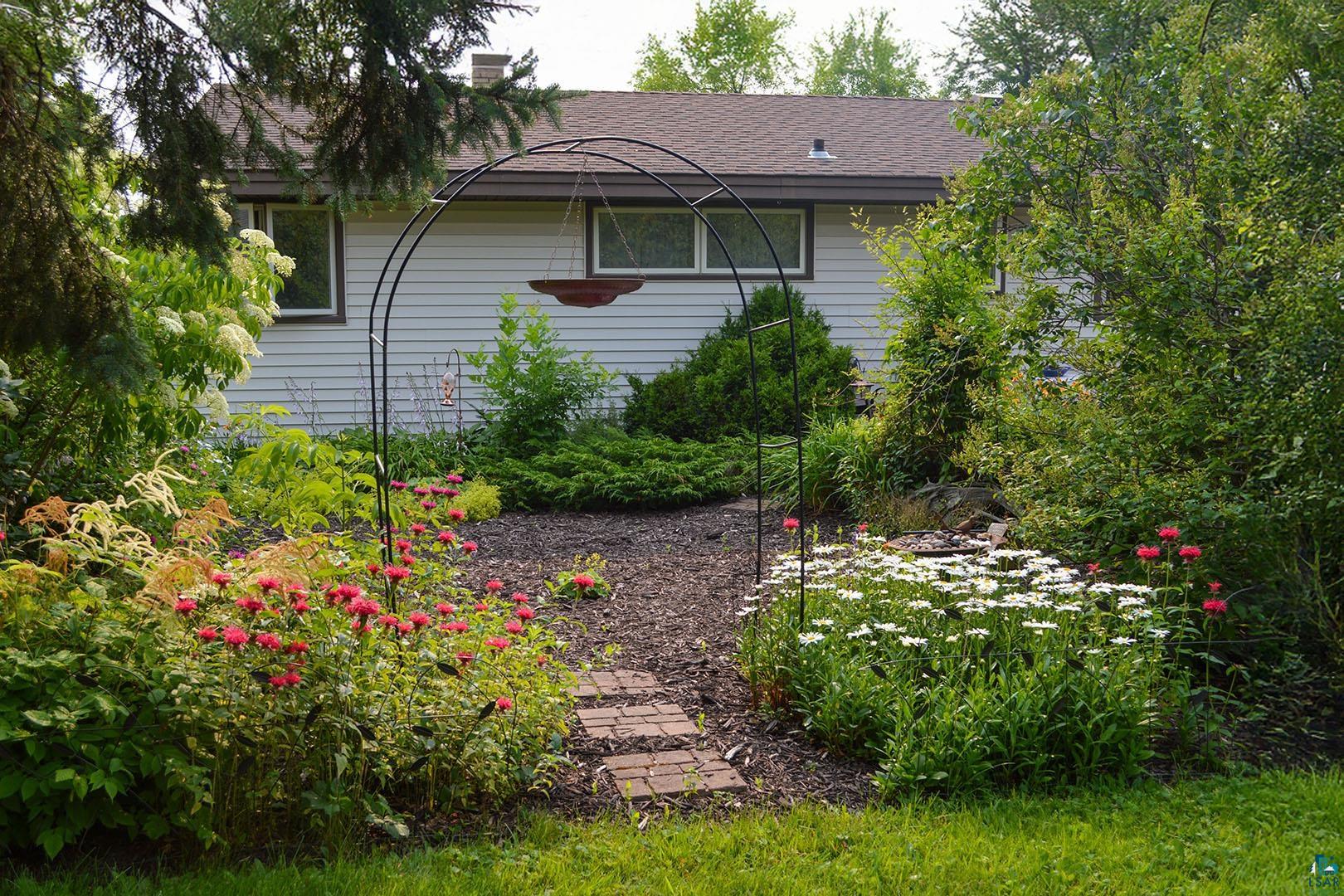 817 Maple Bend Drive Duluth, MN 55811 - Photo 10 of 33