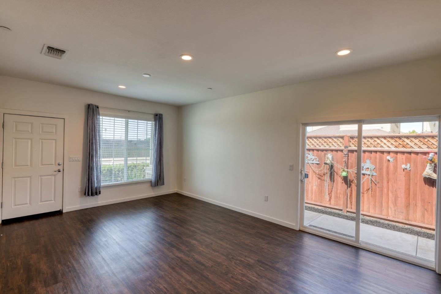 915 Rogge Road Salinas, CA 93906 - Photo 4 of 18