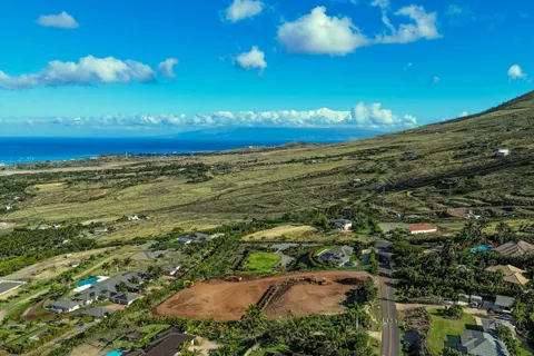 $3,970,000 | 87 Kumu Niu Place, Unit B, Lahaina, HI 96761
