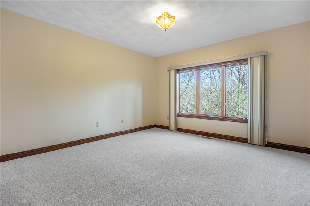 876 Timberlake Court Kettering, OH 45429 - Photo 24 of 51