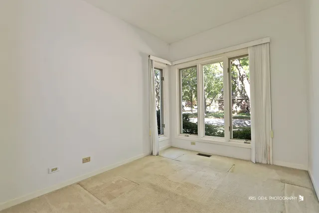 $675,000 | 2407 Wentworth Lane, Aurora, IL 60502