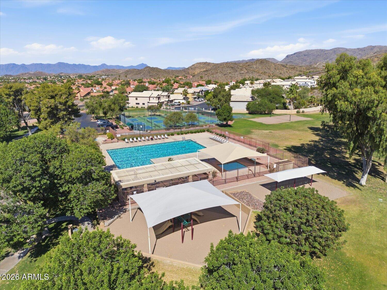 4313 East Raven Road Phoenix, AZ 85044 - Photo 26 of 33