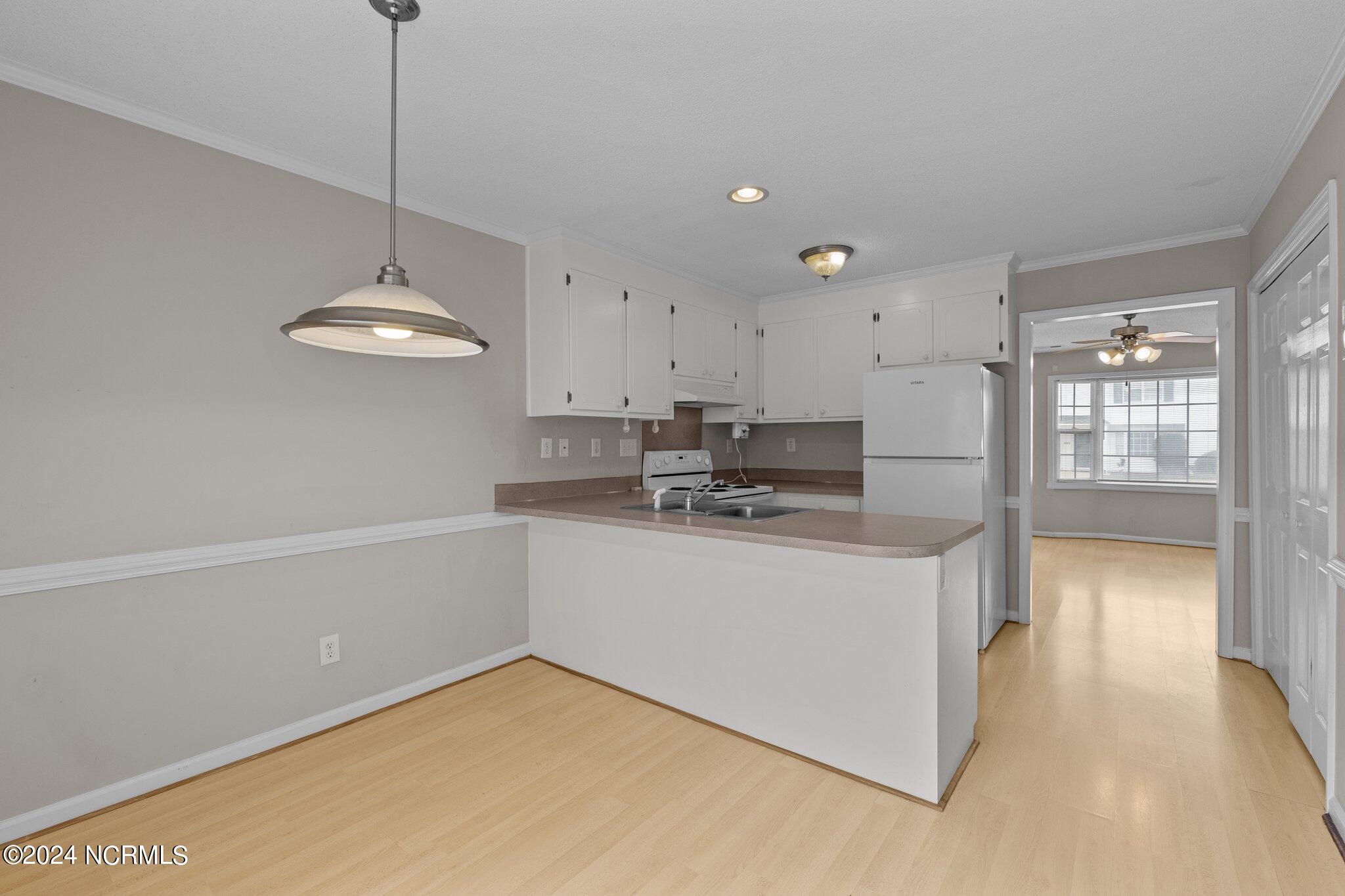 934 Spring Forest Road, Unit A5 Greenville, NC 27834 - Photo 11 of 48 12-web-or-mls-_S0A0029