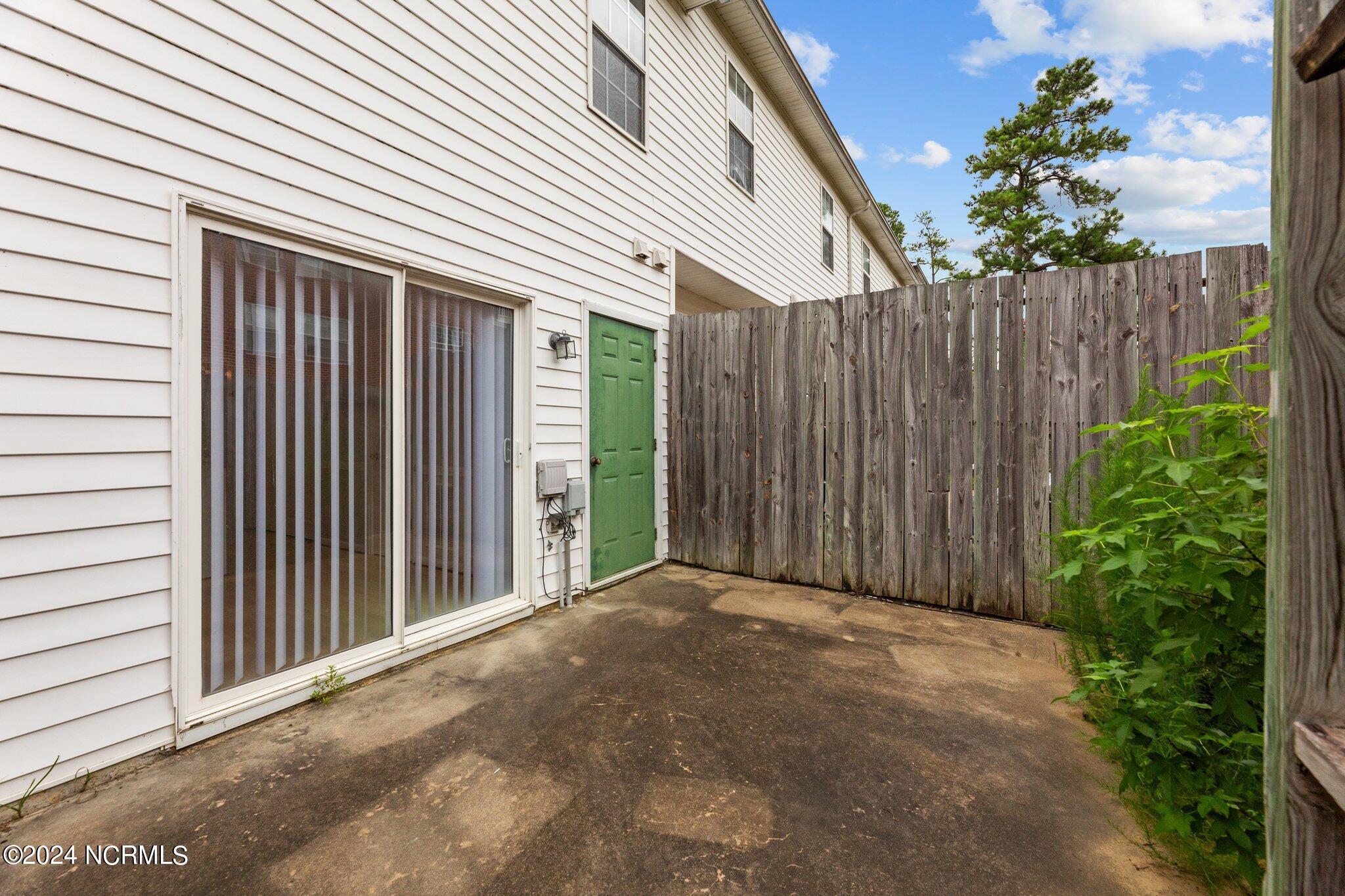 934 Spring Forest Road, Unit A5 Greenville, NC 27834 - Photo 34 of 48 47-web-or-mls-_S0A0061