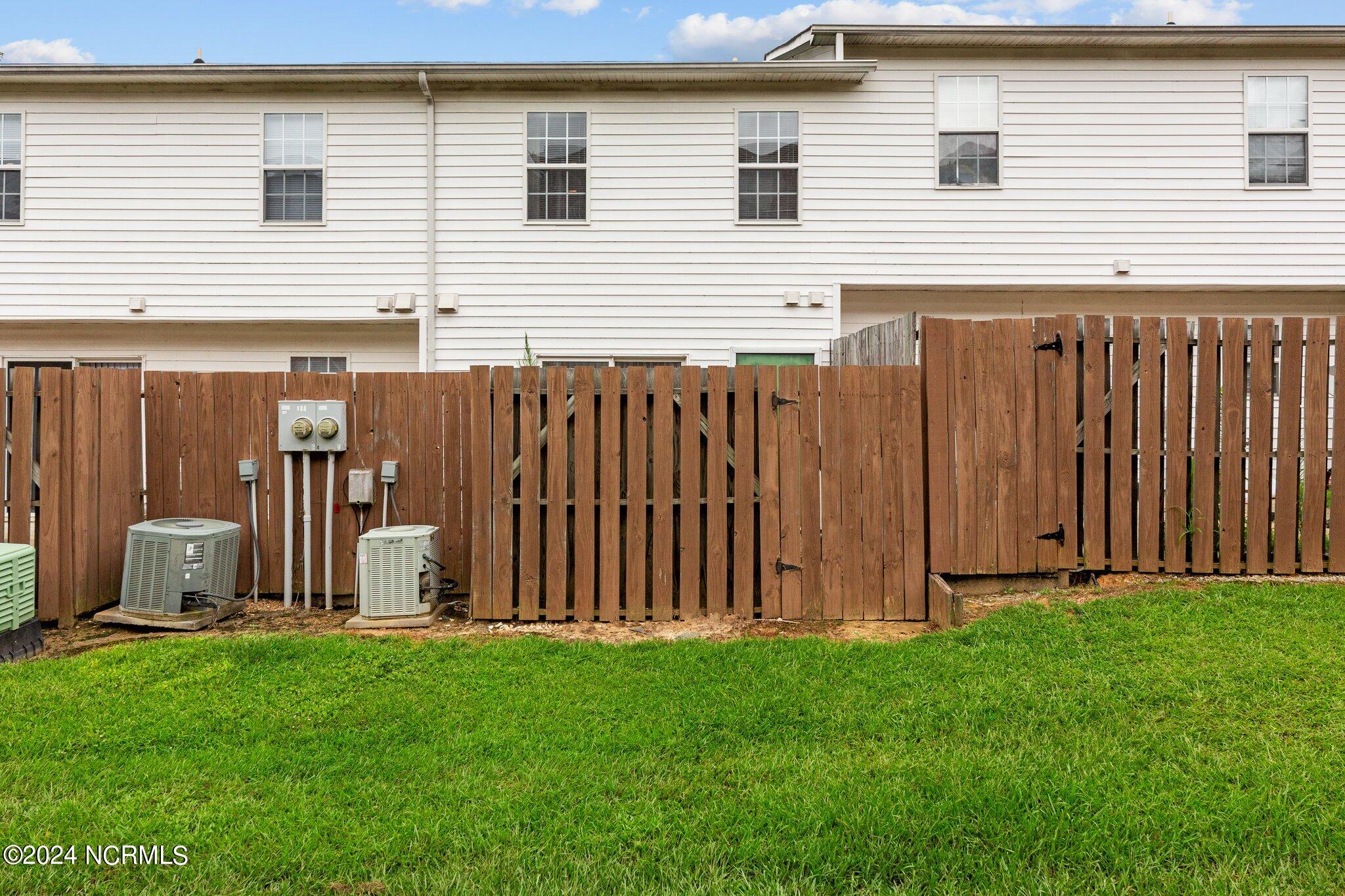 934 Spring Forest Road, Unit A5 Greenville, NC 27834 - Photo 36 of 48 45-web-or-mls-_S0A0071