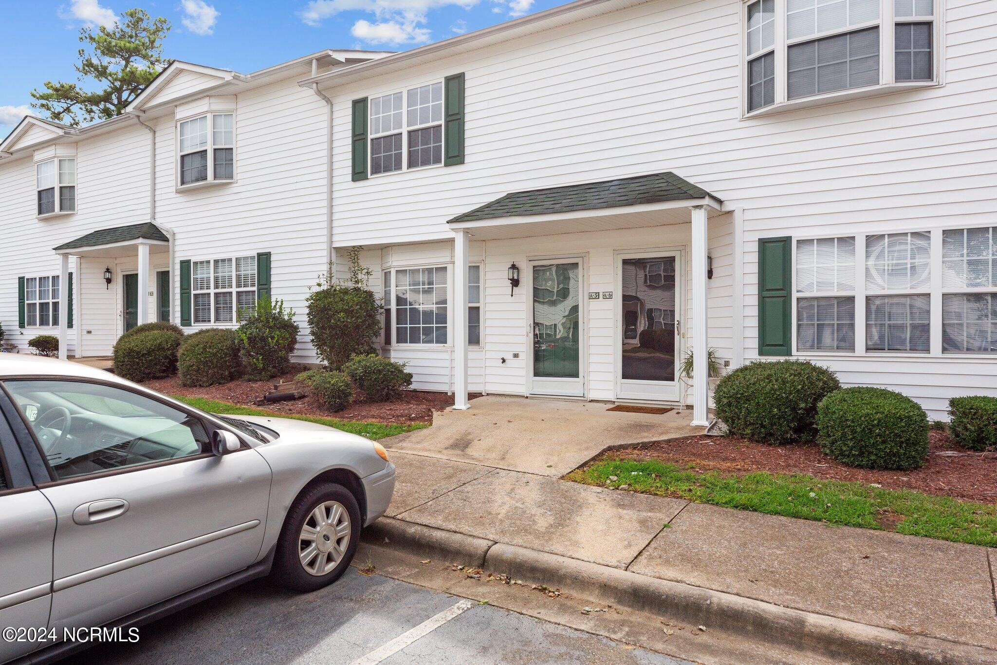 934 Spring Forest Road, Unit A5 Greenville, NC 27834 - Photo 38 of 48 42-web-or-mls-_S0A9940
