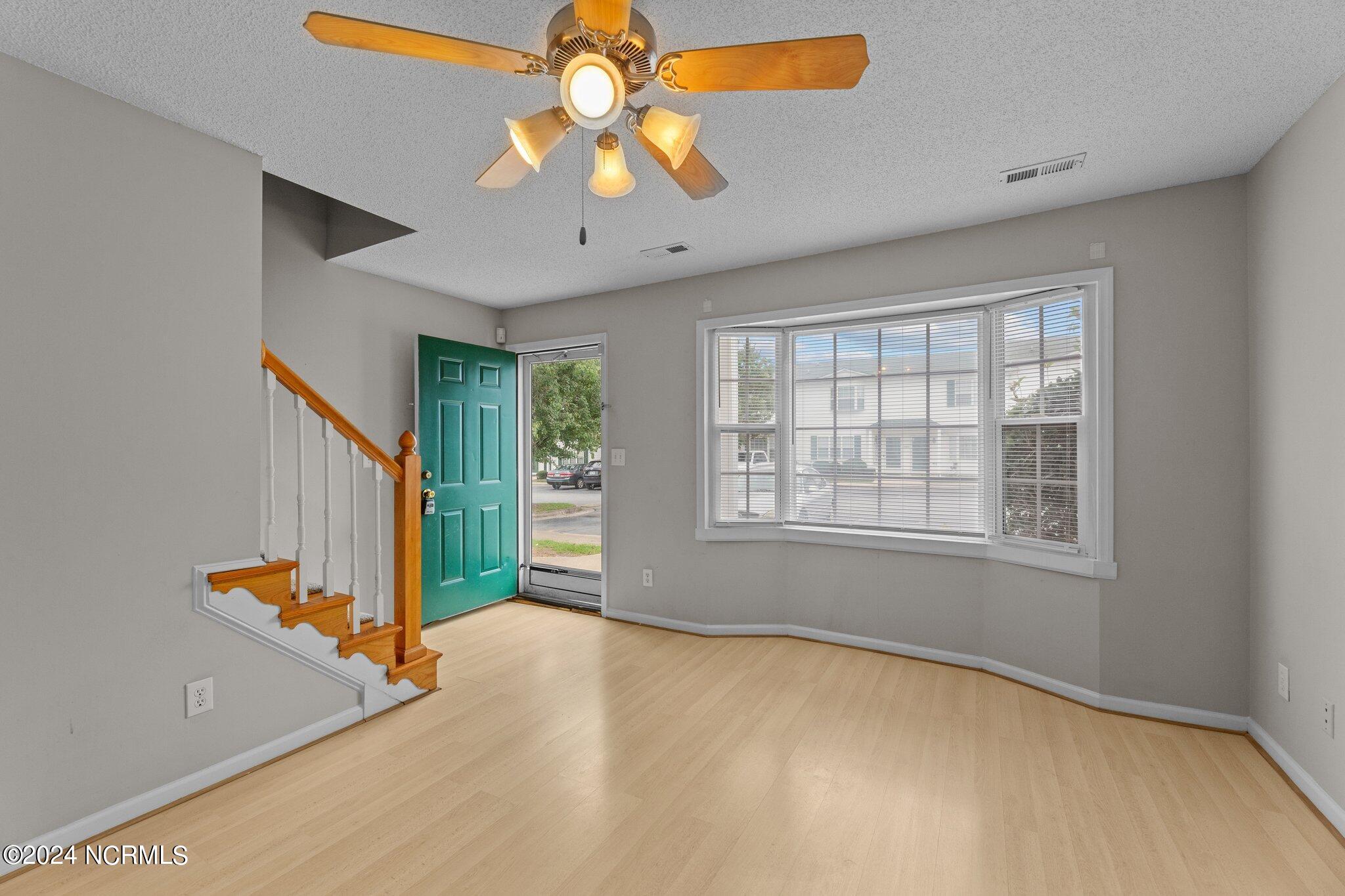 934 Spring Forest Road, Unit A5 Greenville, NC 27834 - Photo 4 of 48 33-web-or-mls-_S0A9995