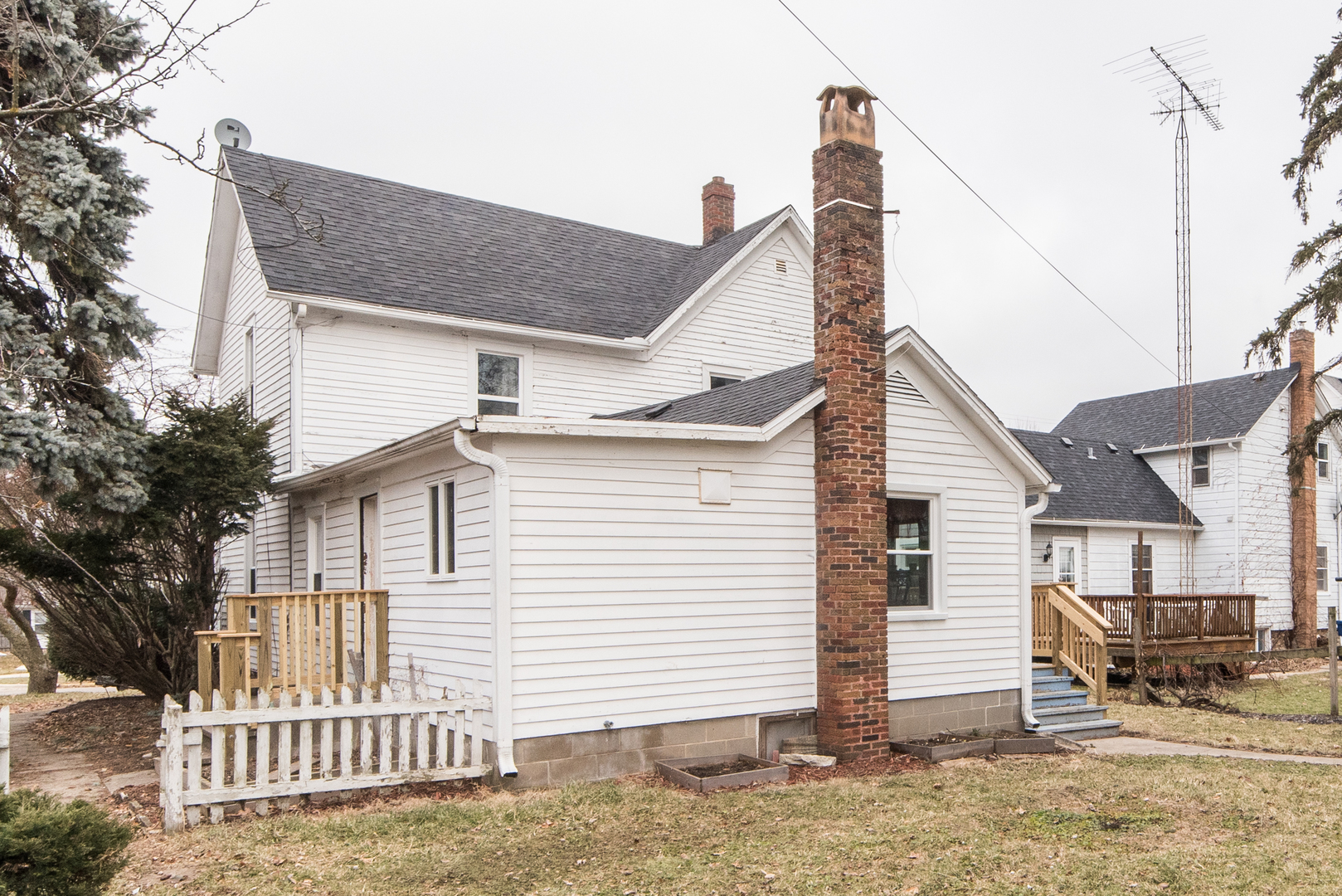 422 Pine Street DeKalb, IL 60115 - Photo 28 of 33